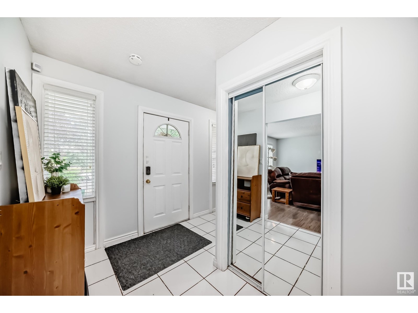 18425 62B AV NW