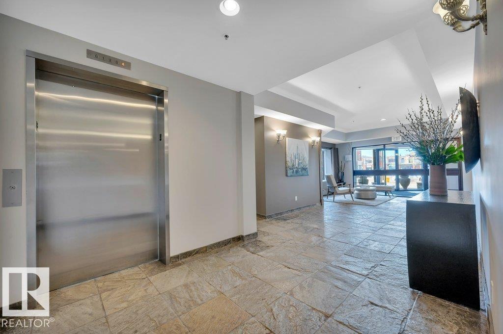 #401 30 ST JOSEPH ST