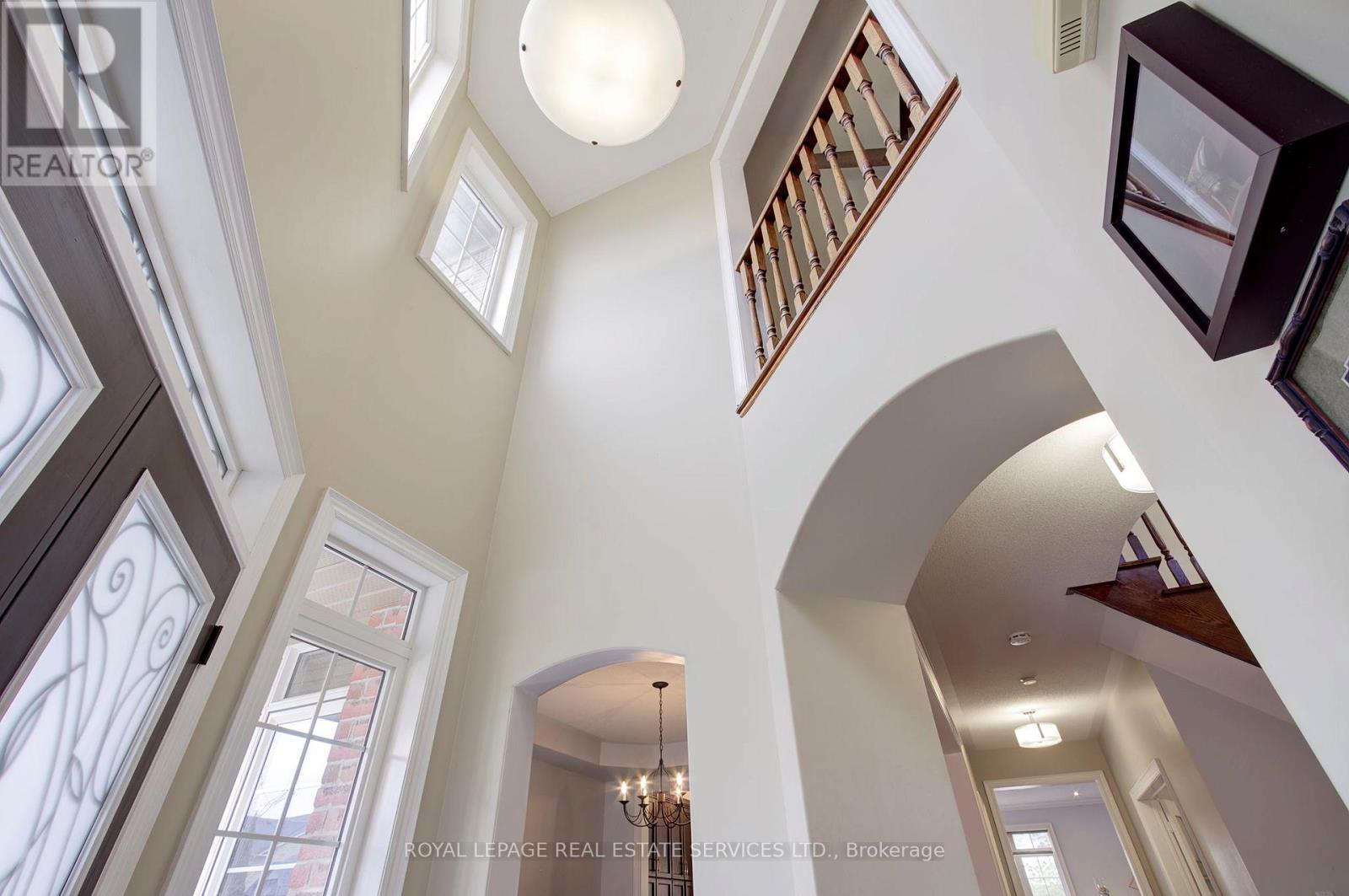 2219 WUTHERING HEIGHTS WAY