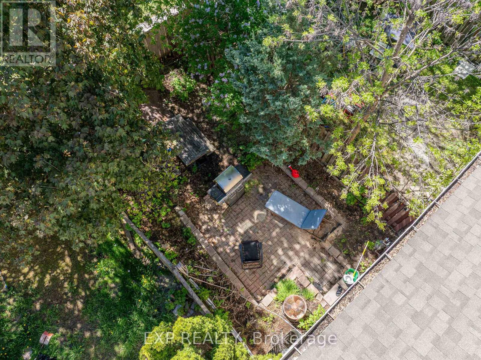 6431 TIMOTHY COURT