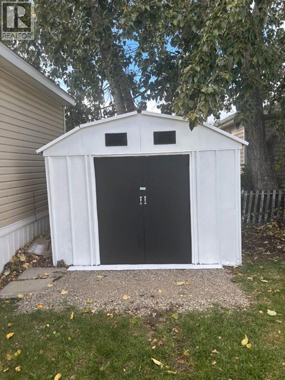 142, 6724 17 Avenue SE