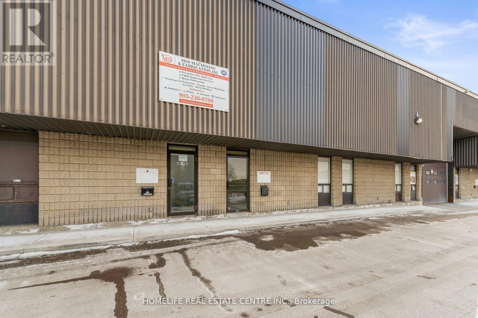 5 - 286 RUTHERFORD ROAD S