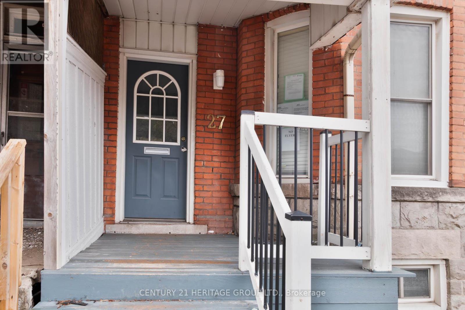 27 TISDALE STREET N
