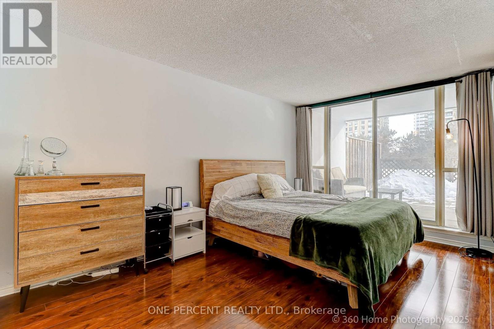 201 - 7 BISHOP AVENUE