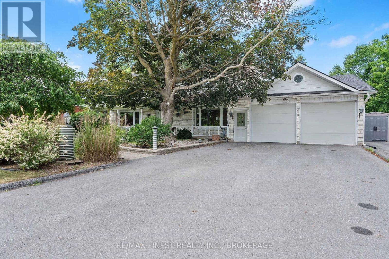 1021 SYDENHAM ROAD