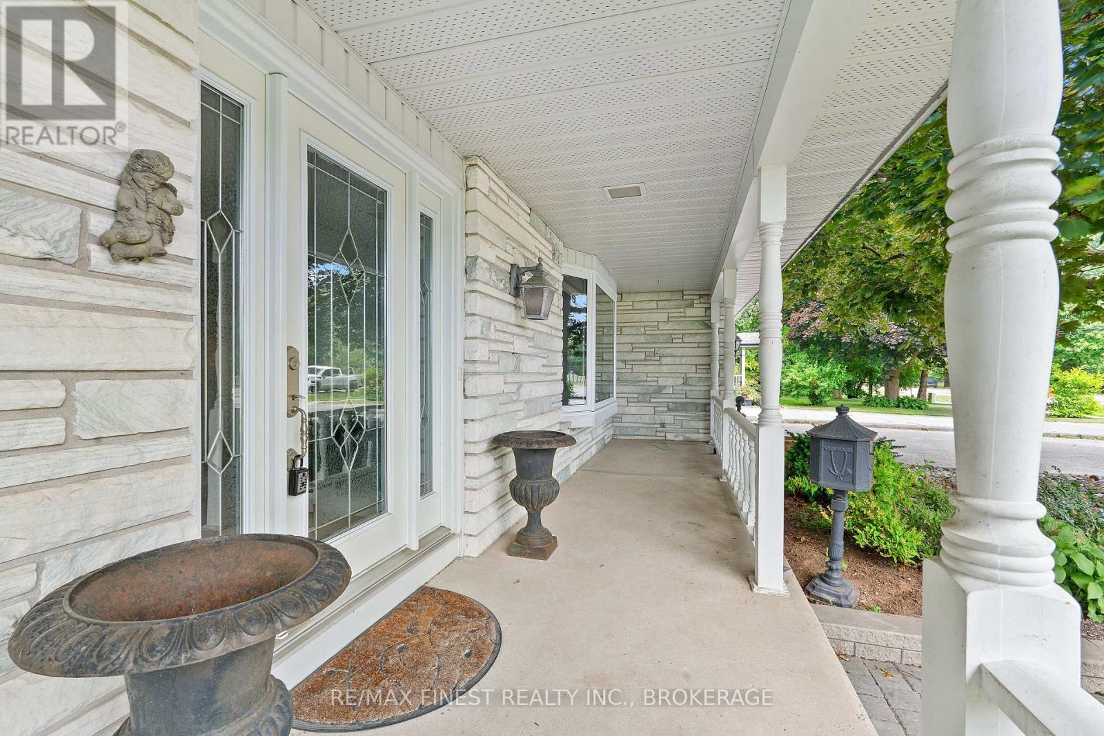 1021 SYDENHAM ROAD