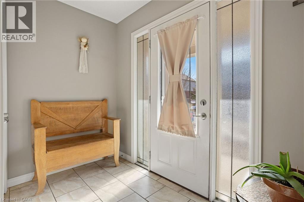 214 SNYDERS Road E Unit# 4