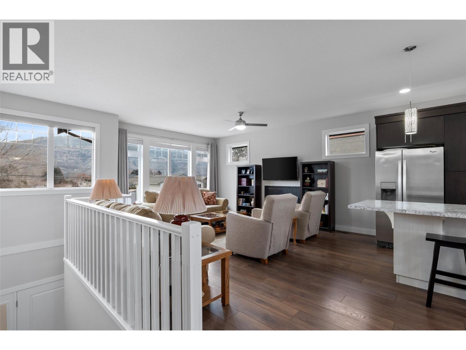 1726 Happyvale Avenue