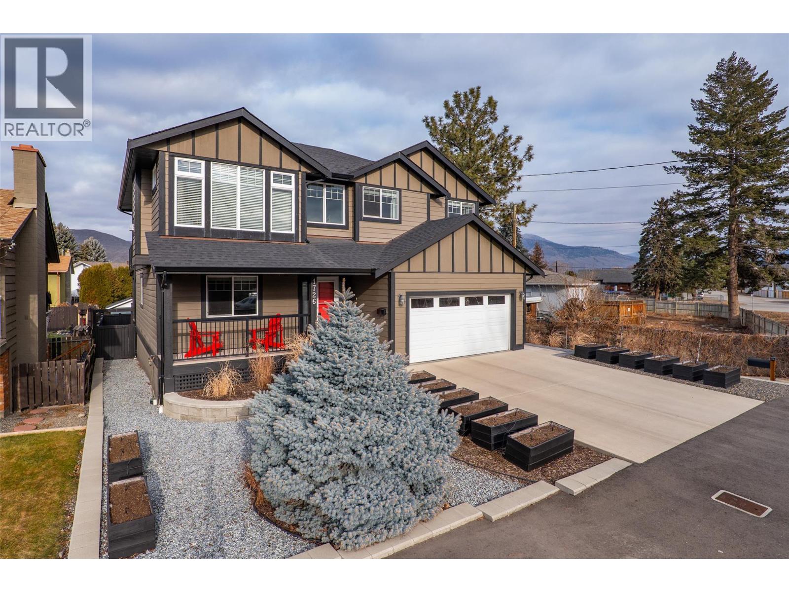 1726 Happyvale Avenue