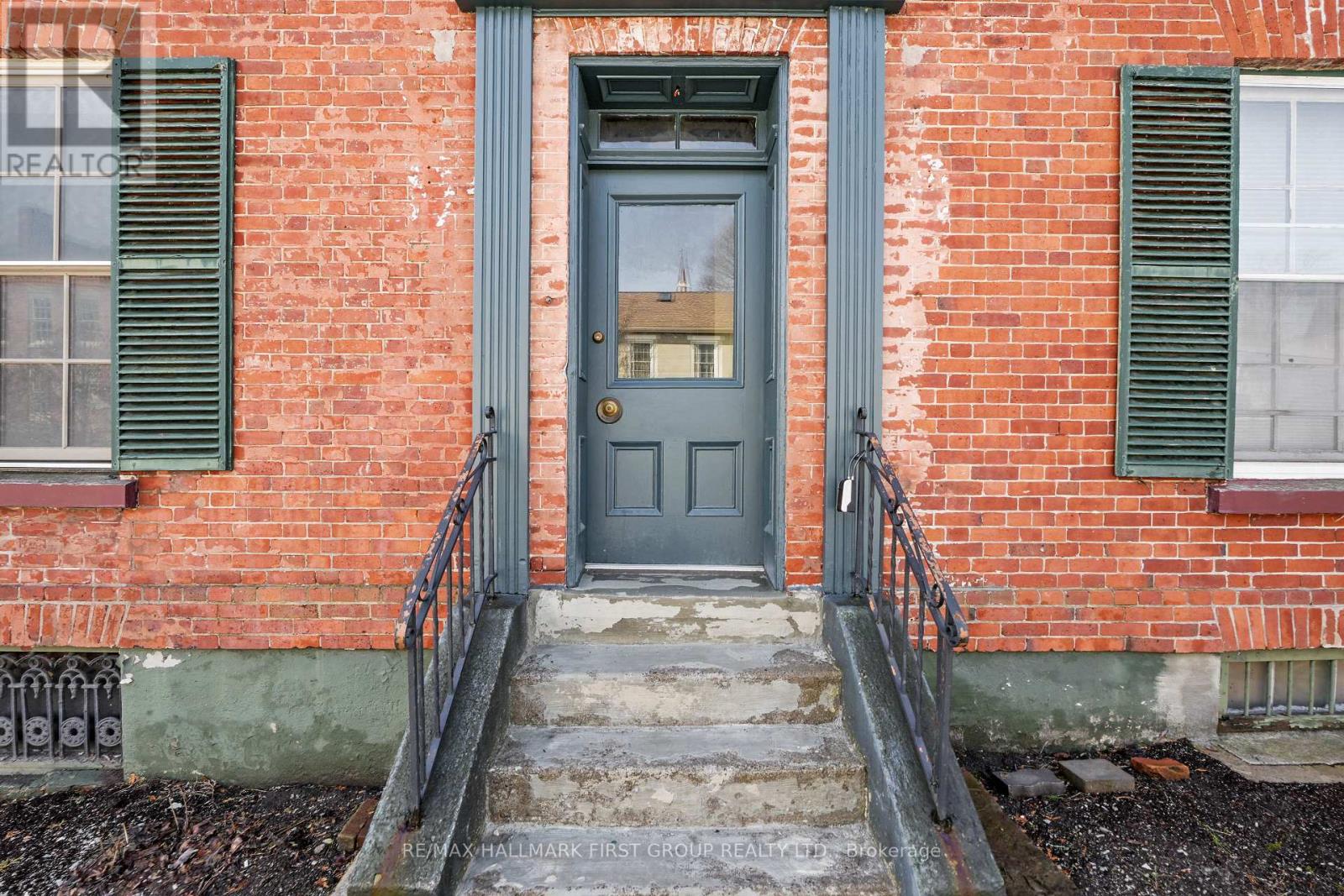 143 WALTON STREET