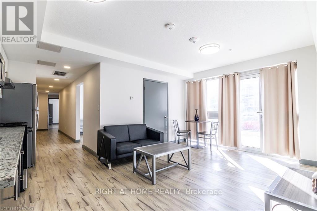 215 - 258B SUNVIEW STREET