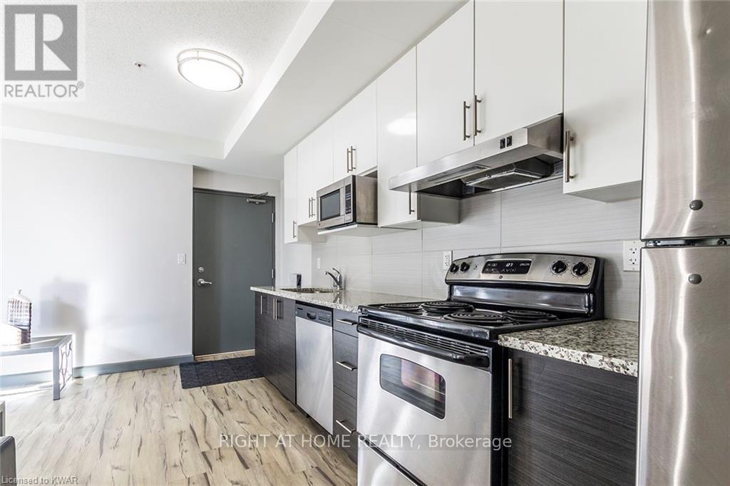 215 - 258B SUNVIEW STREET