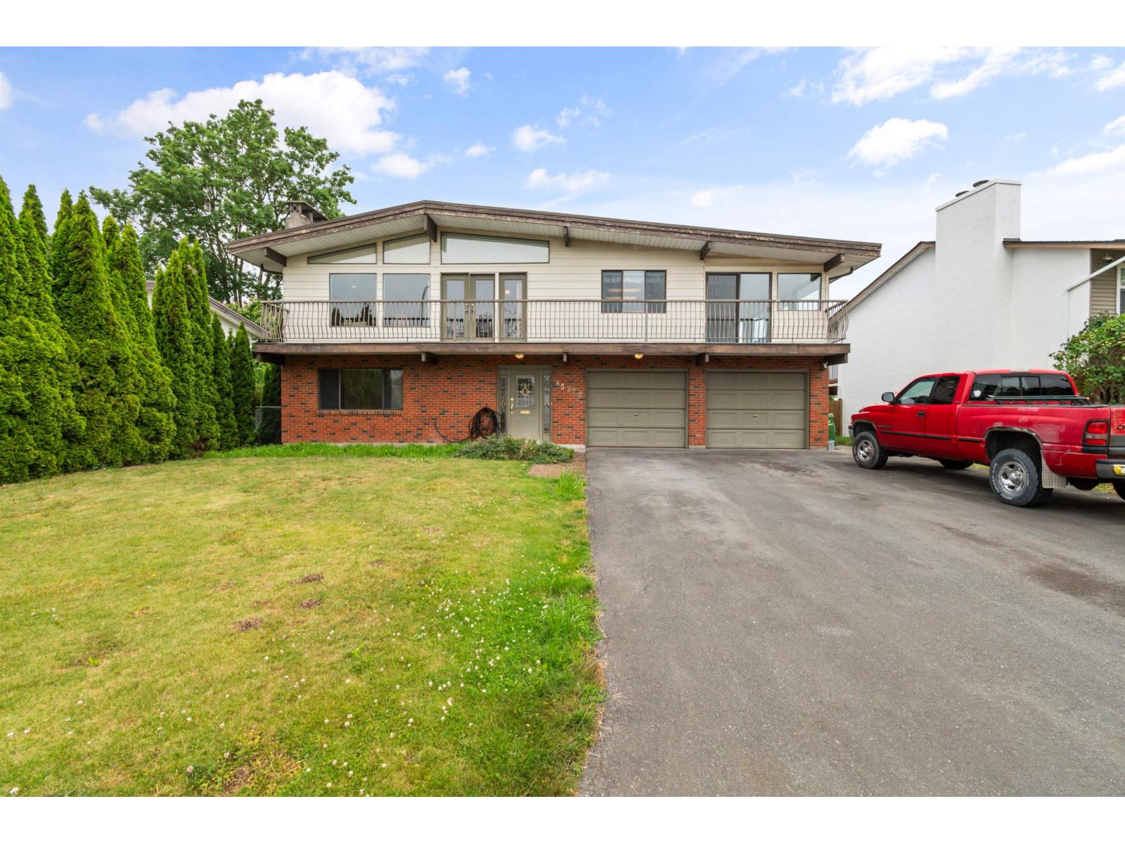 45279 LENORA CRESCENT|Chilliwack Proper West