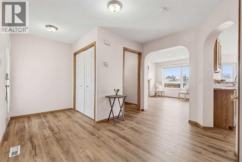 105 Douglas Ridge Circle SE