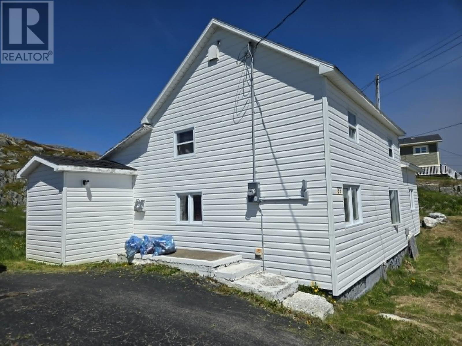 83 Northshore Road
