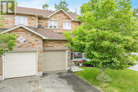 35 SOUTHWOODS CRESCENT Barrie (Holly) ON L4N9P8