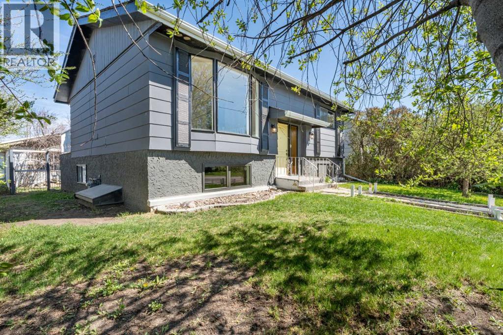 110 Niblock Street