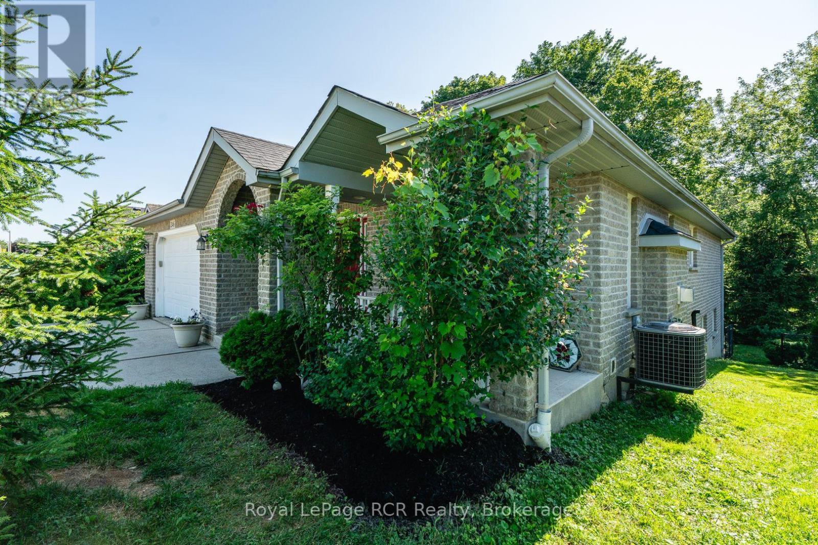 246 16TH AVENUE CRESCENT