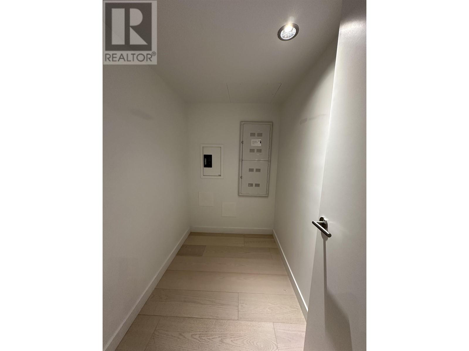 3603 1289 HORNBY STREET