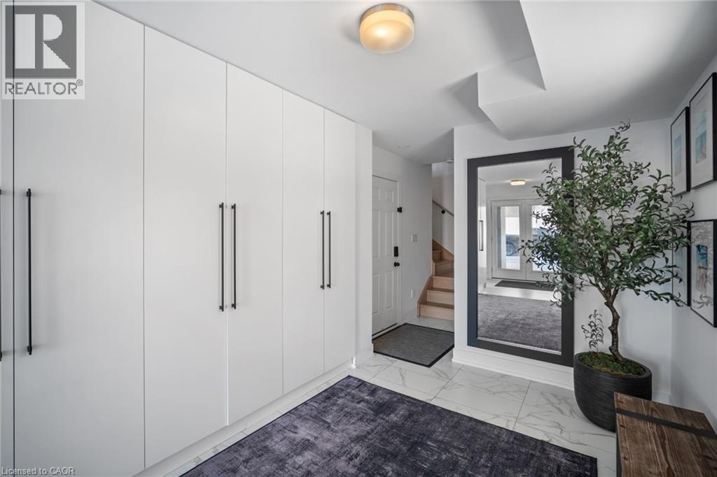 1417 CLARRIAGE Court