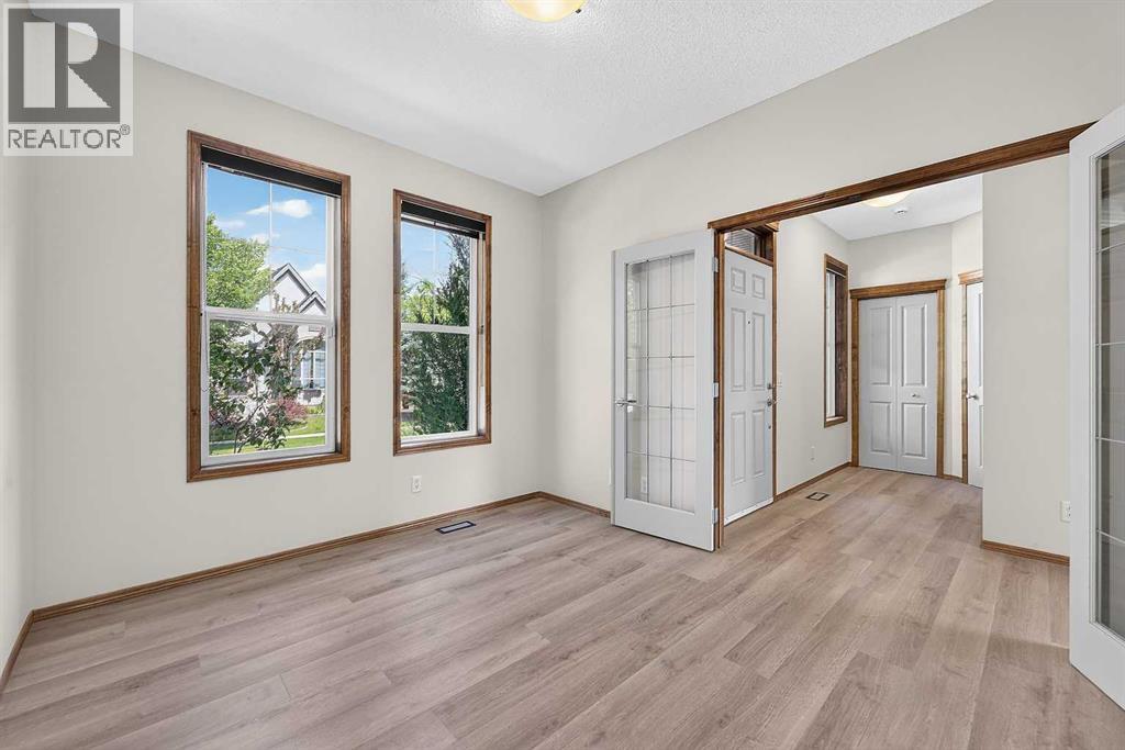 249 Elgin Manor SE