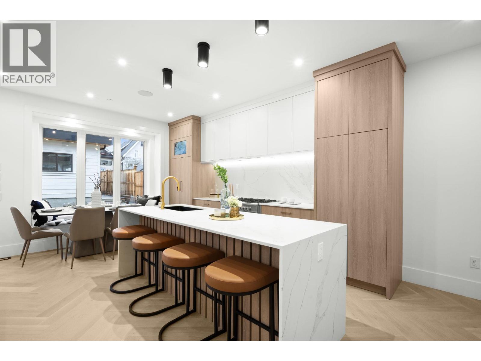 2 1967 E 13TH AVENUE