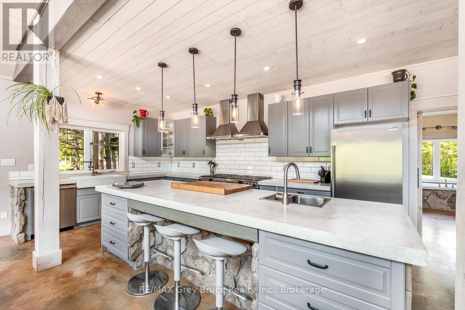 62 CAPE HURD ROAD