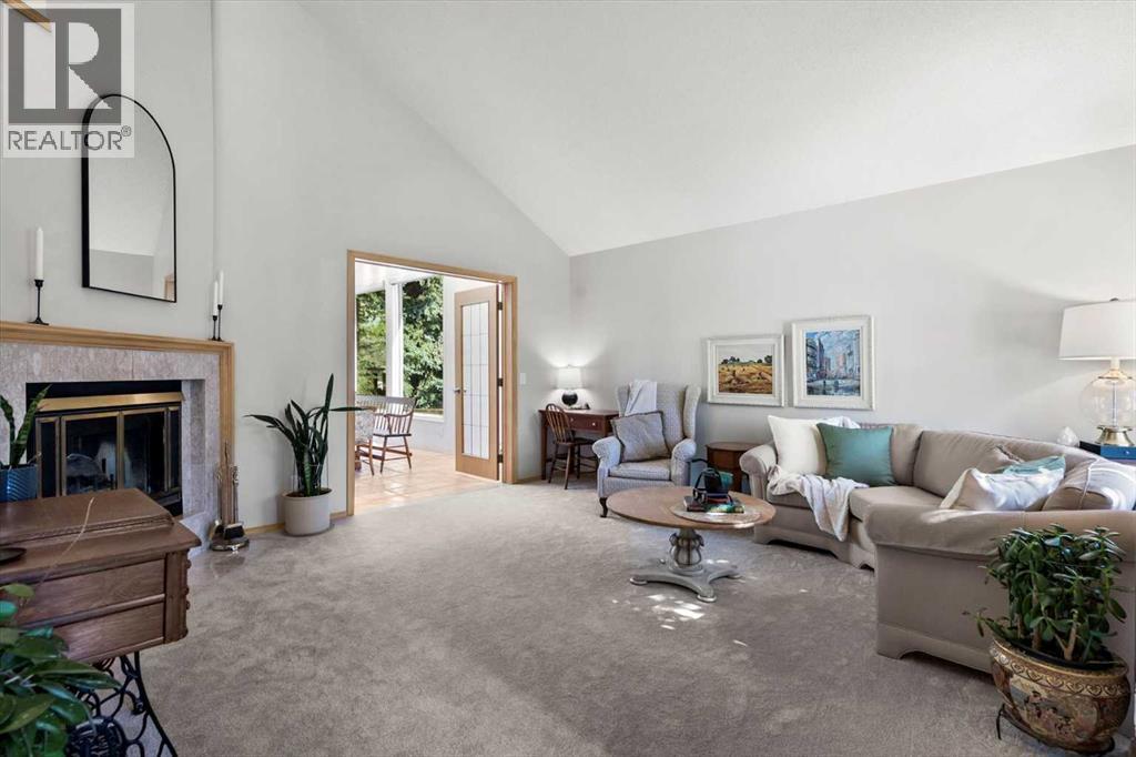 75 Hawkside Close NW