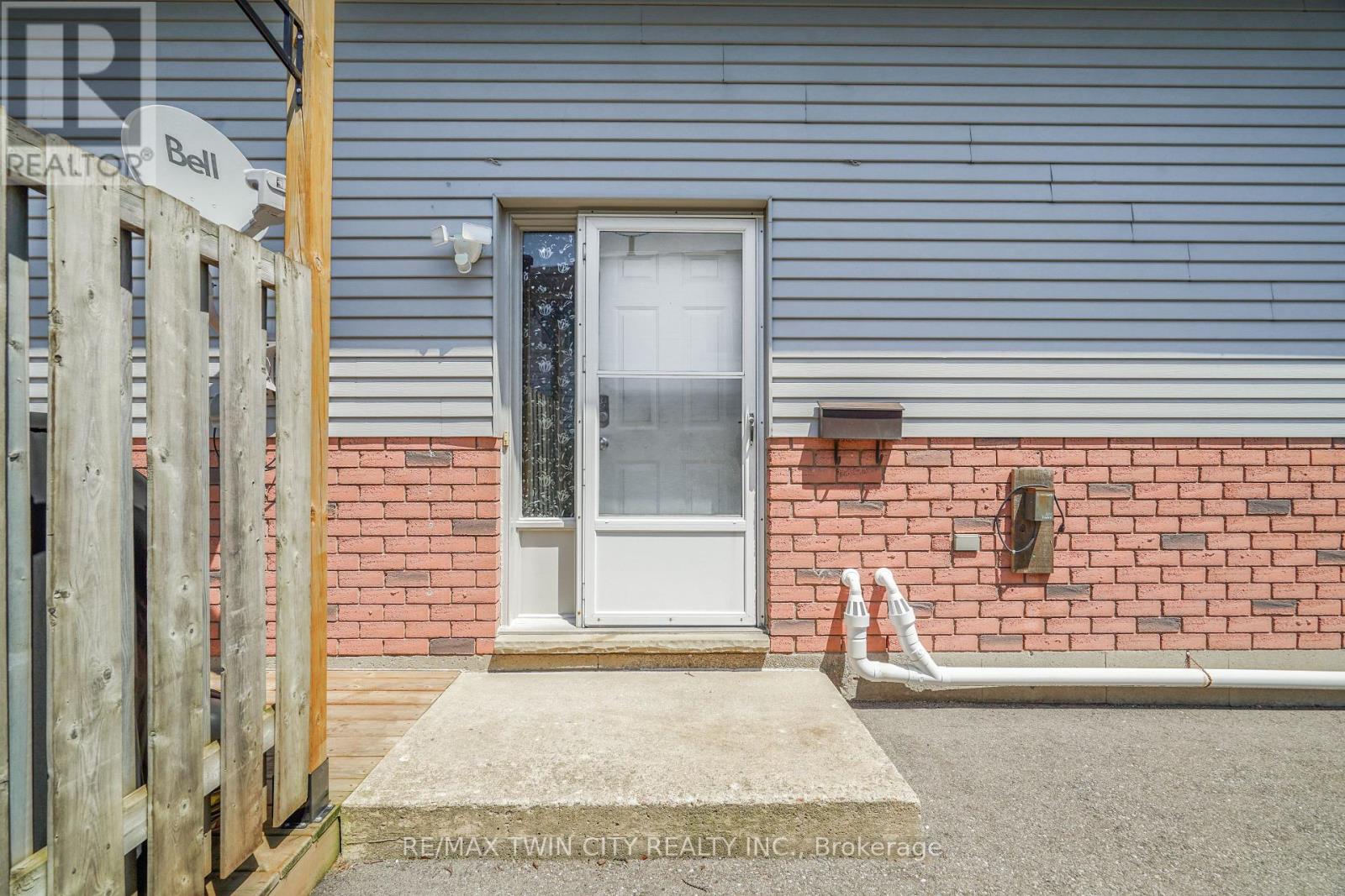 58 ARBOR DRIVE