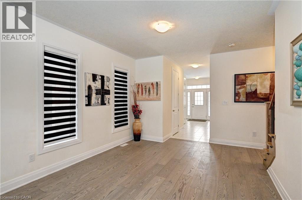 520 NATHALIE Crescent