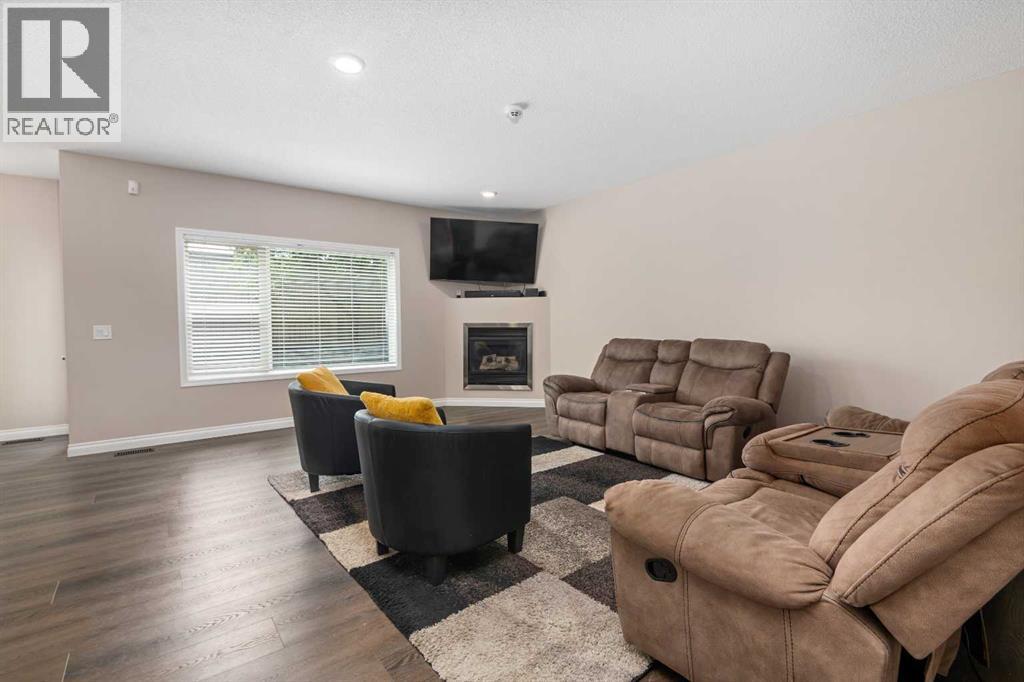 60 Chapala Square SE