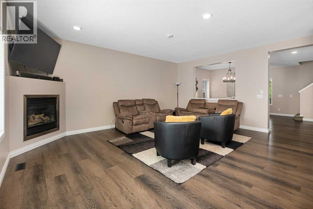 60 Chapala Square SE