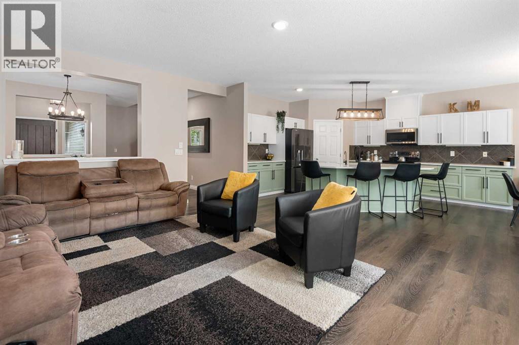 60 Chapala Square SE