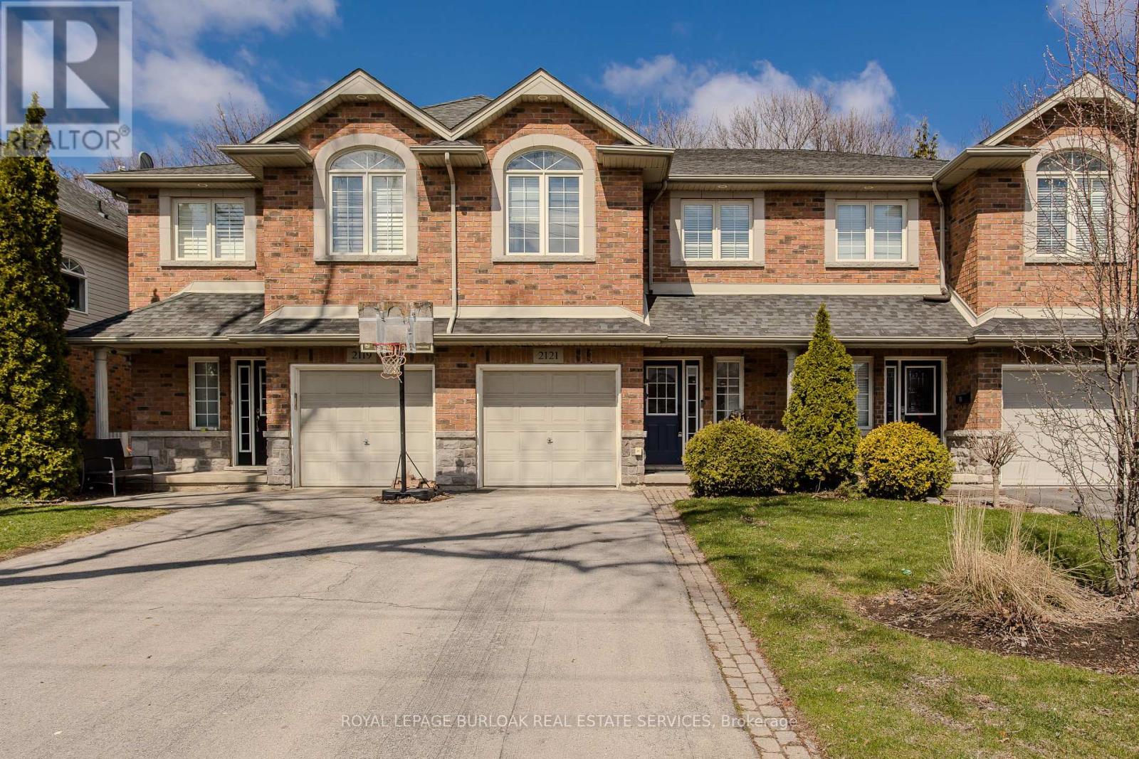 Photo 1 of 34 — 2121 PROSPECT STREET, Burlington (Brant), ON L7R1Z2