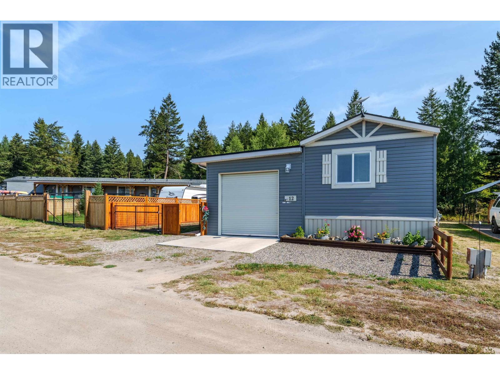 12 4072 LAC LA HACHE STATION ROAD
