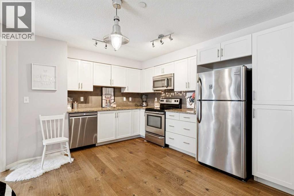 3110, 279 Copperpond Common SE