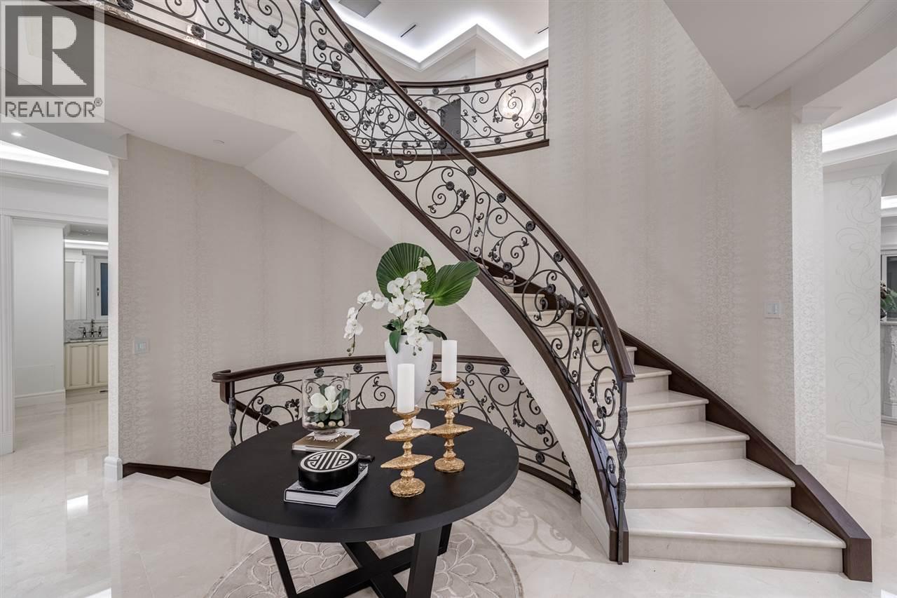 795 ANDOVER CRESCENT