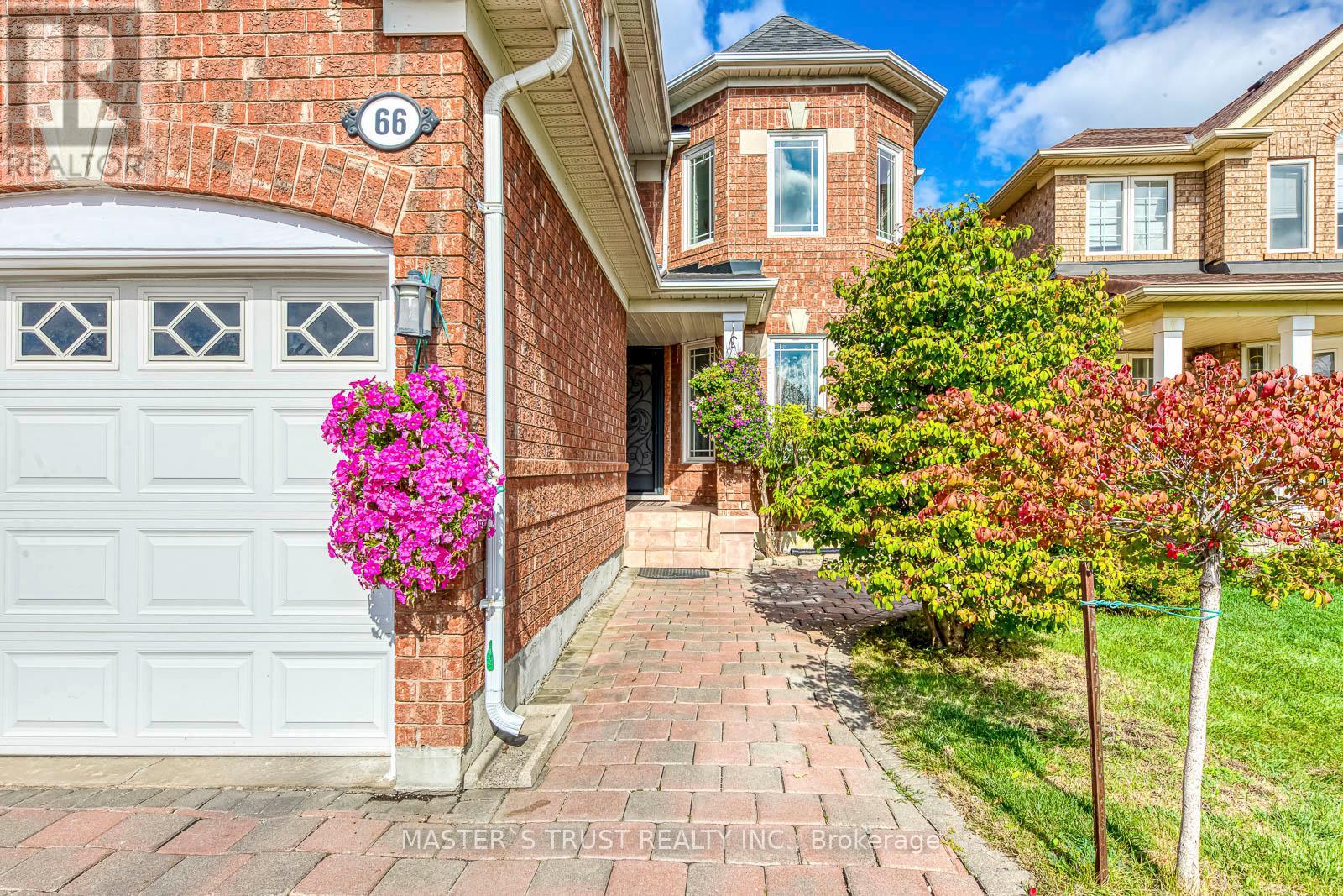 66 SNOW LEOPARD COURT