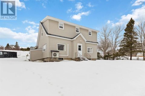67 Croft Avenue Crescent Beach NS B0R1C0