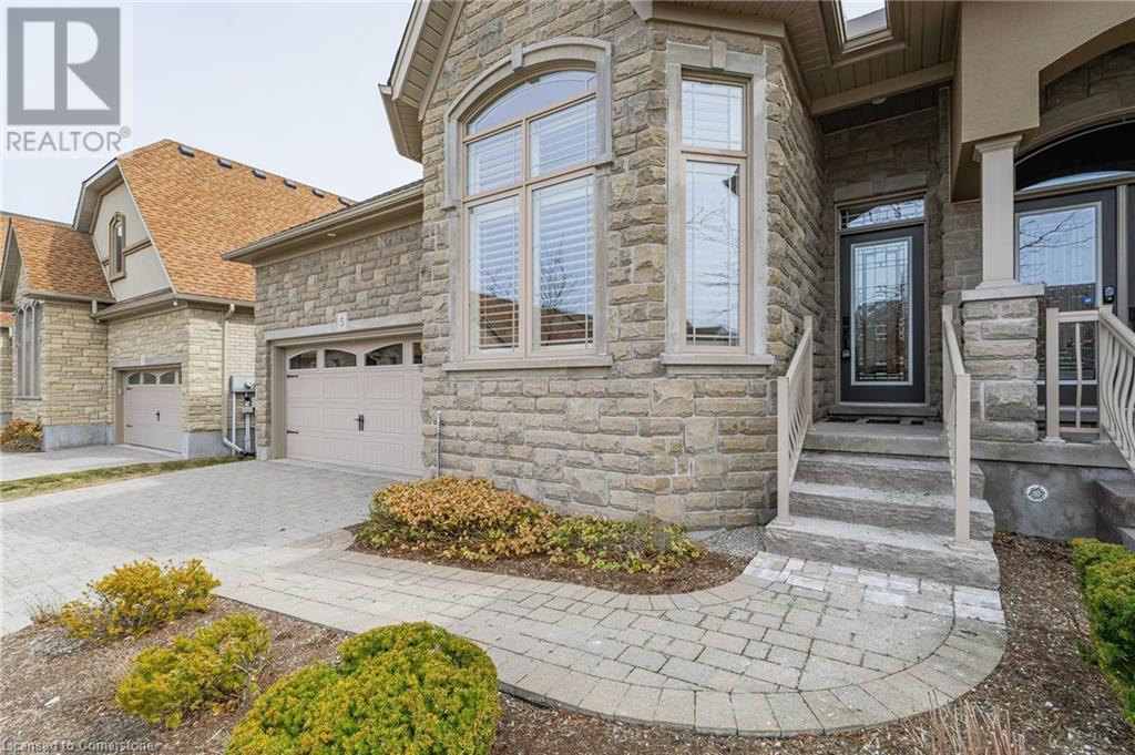 19 SIMMONDS Drive Unit# 5