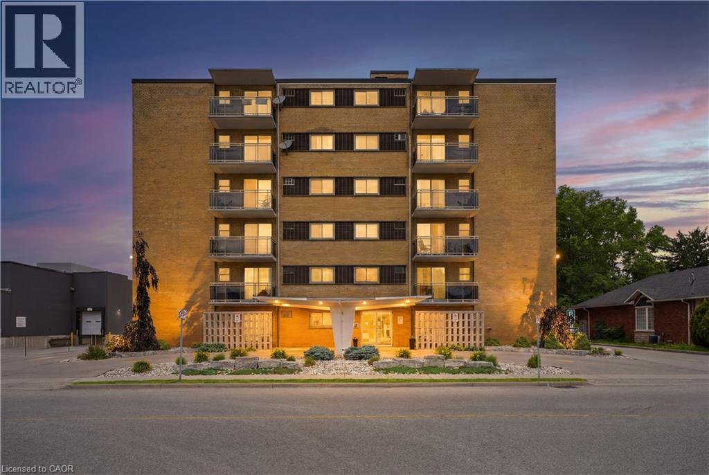 87 ST GEORGE Street Unit# 403