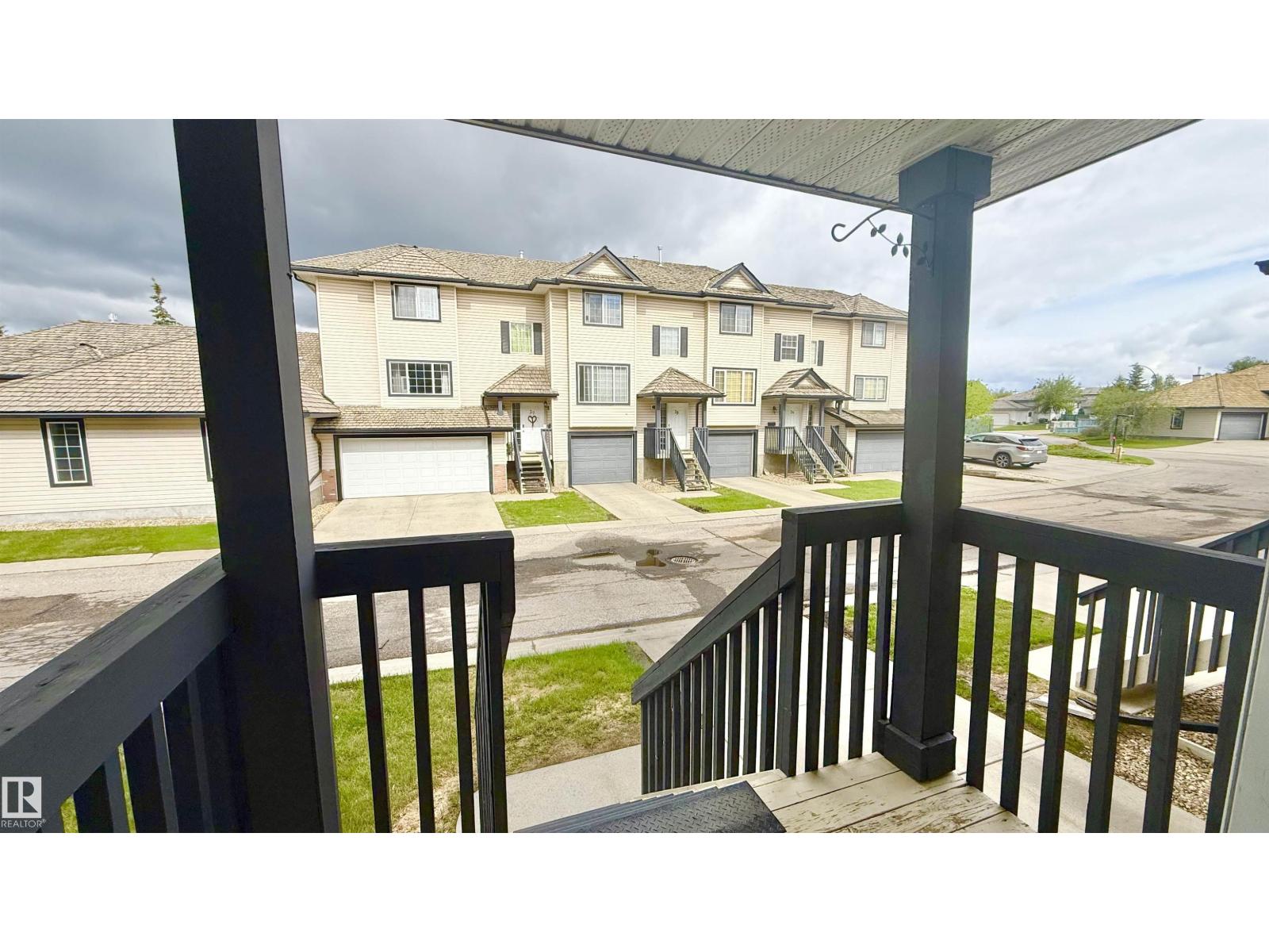 #9 225 BLACKBURN DR E SW