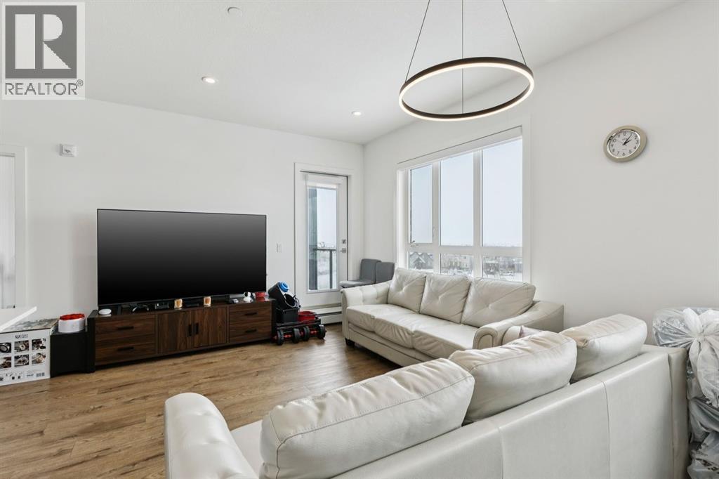 1415, 60 Skyview Ranch Road NE