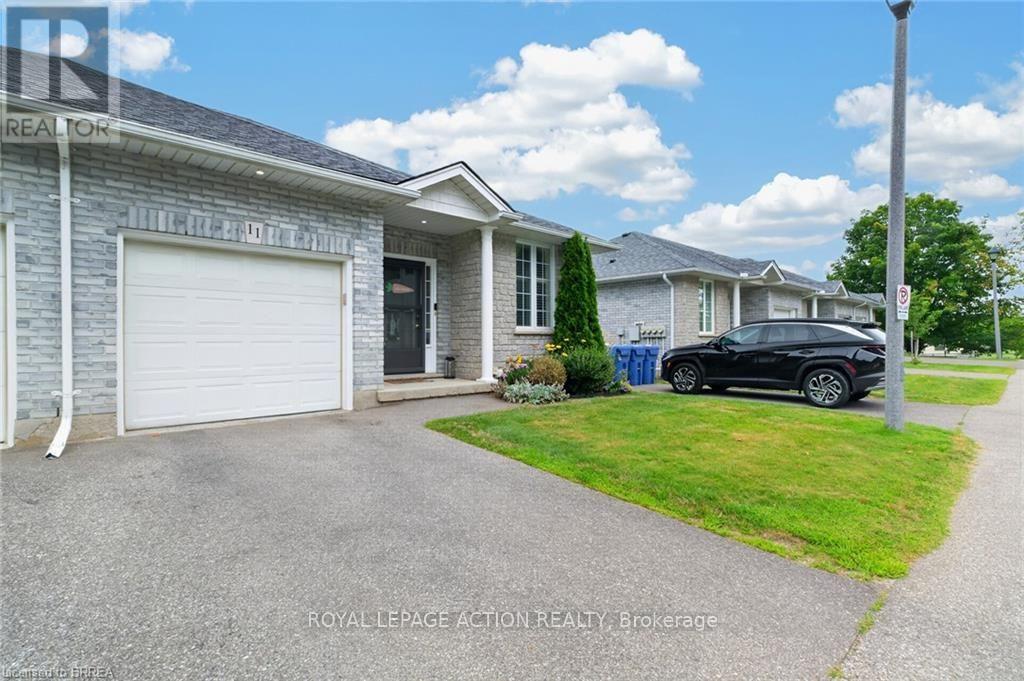 11 - 219 SHELLARD LANE