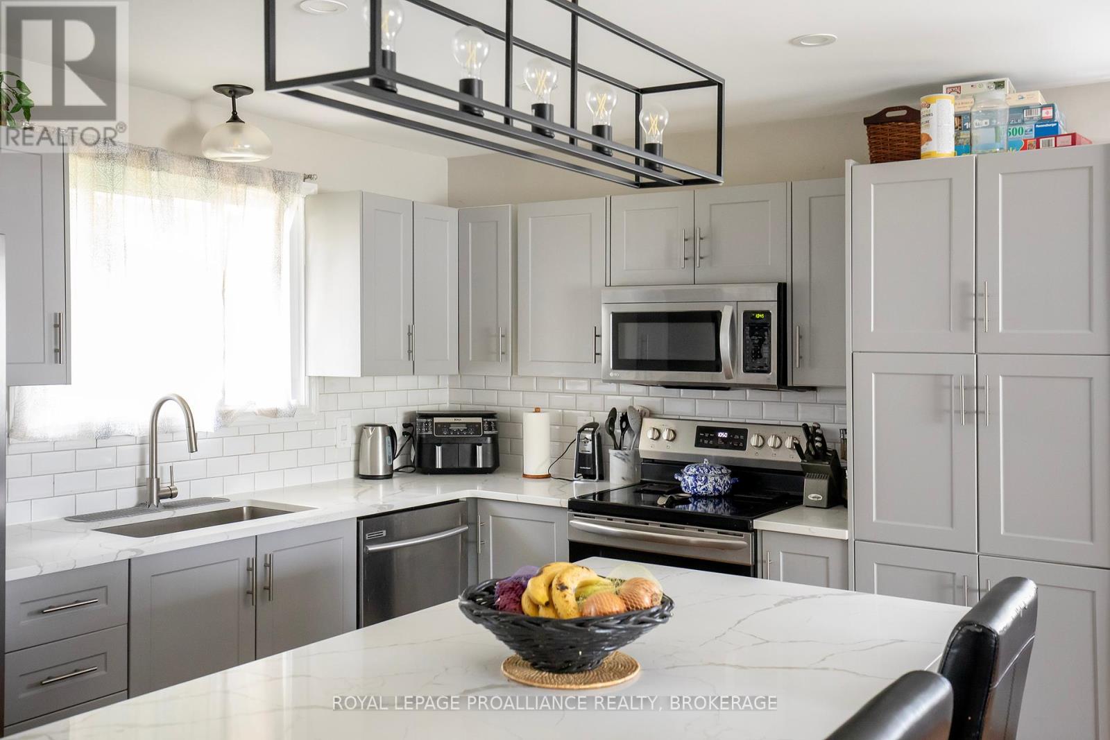 296 OLYMPUS AVENUE