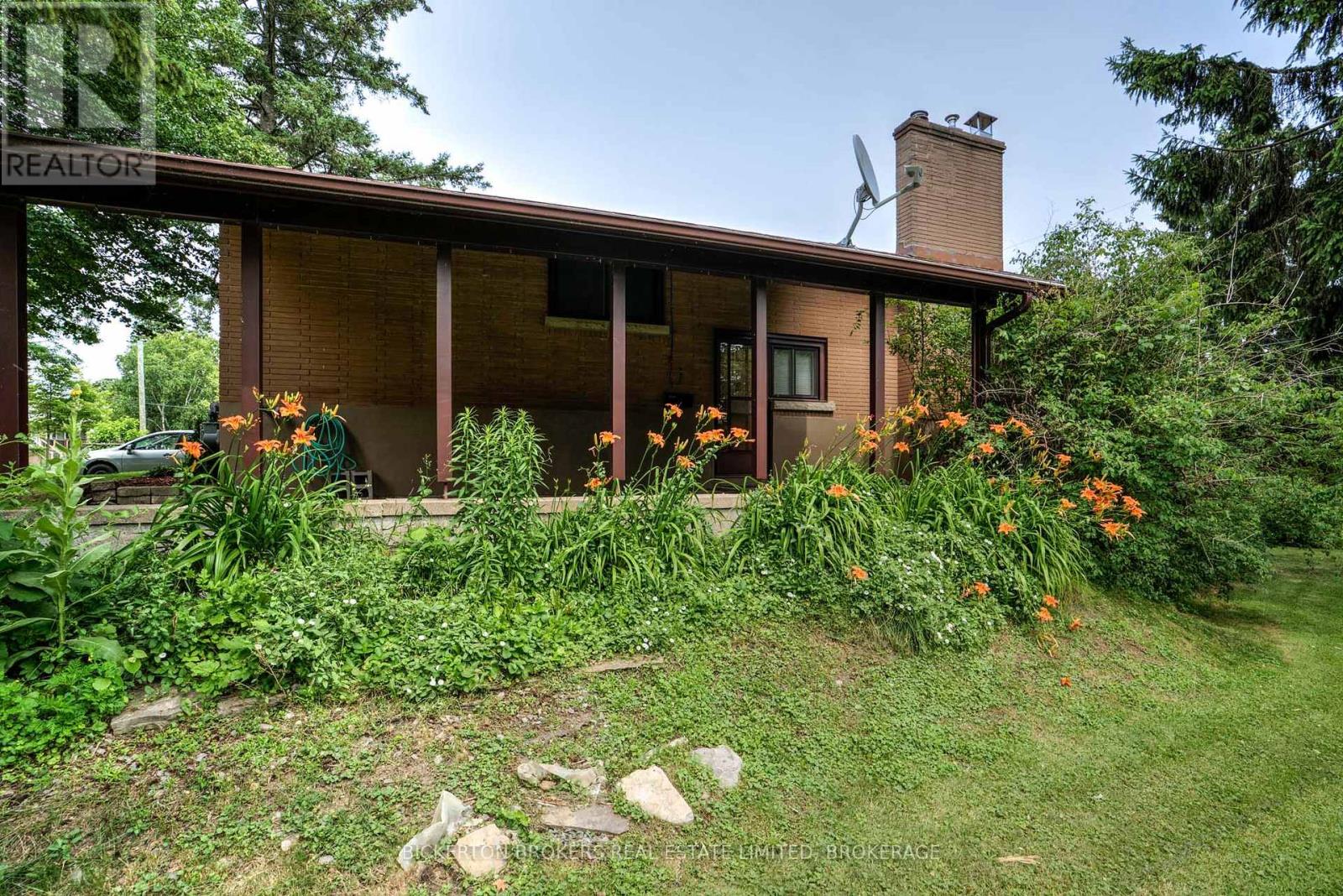 355 ELIZABETH DRIVE