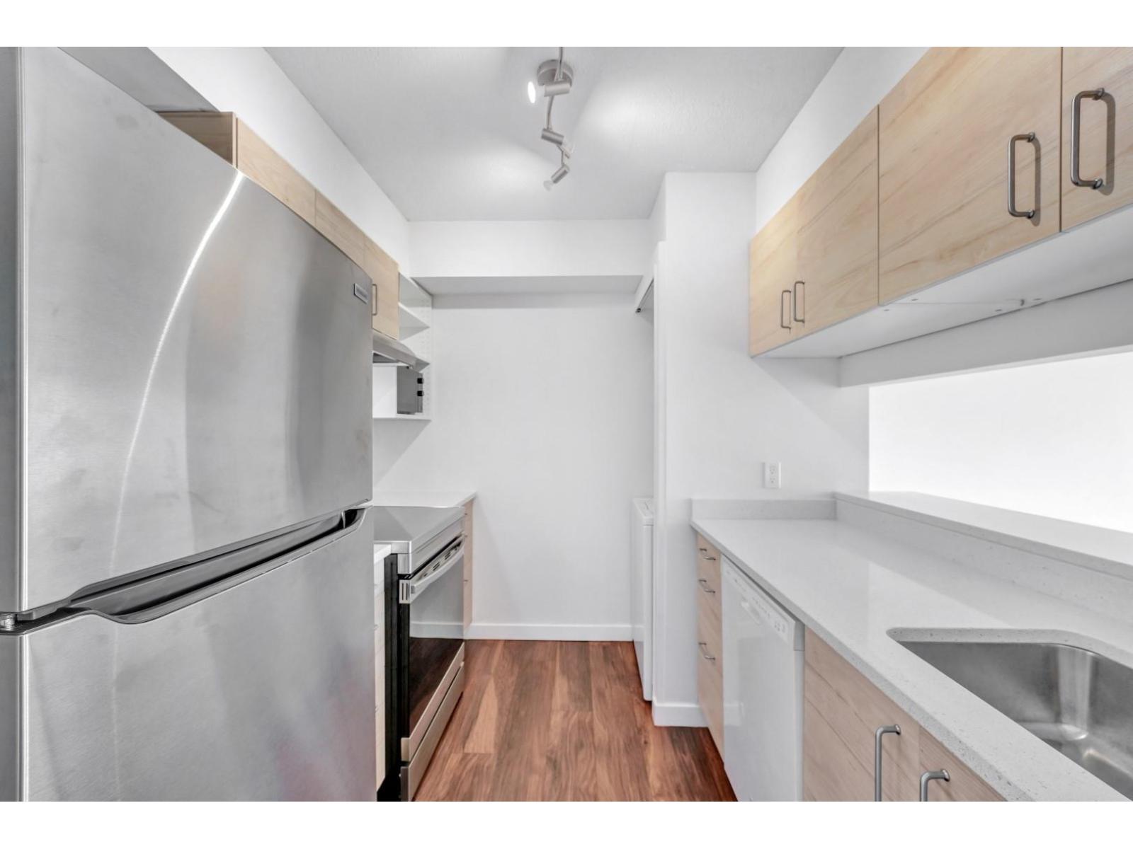 803 9830 WHALLEY BOULEVARD