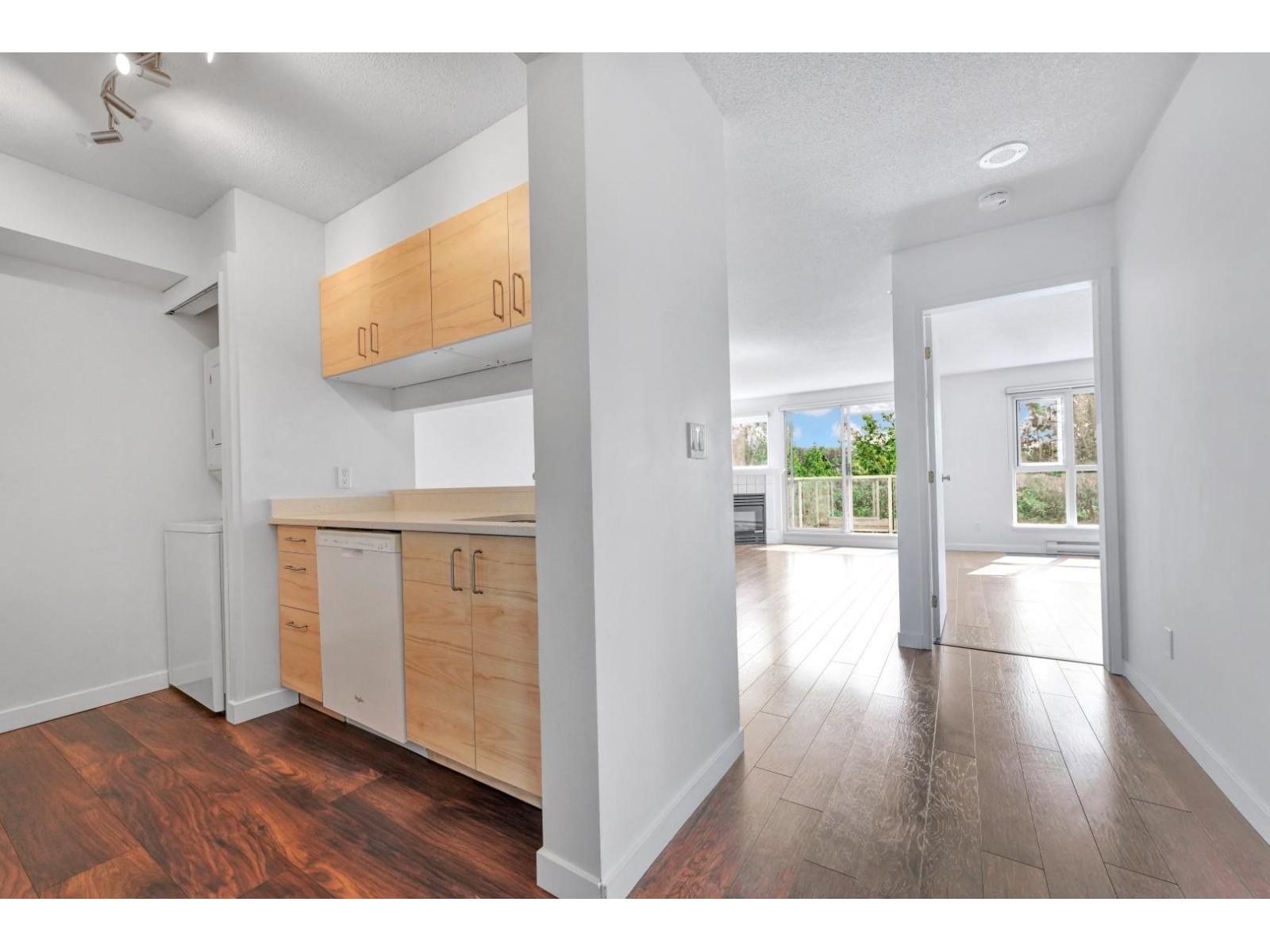 803 9830 WHALLEY BOULEVARD