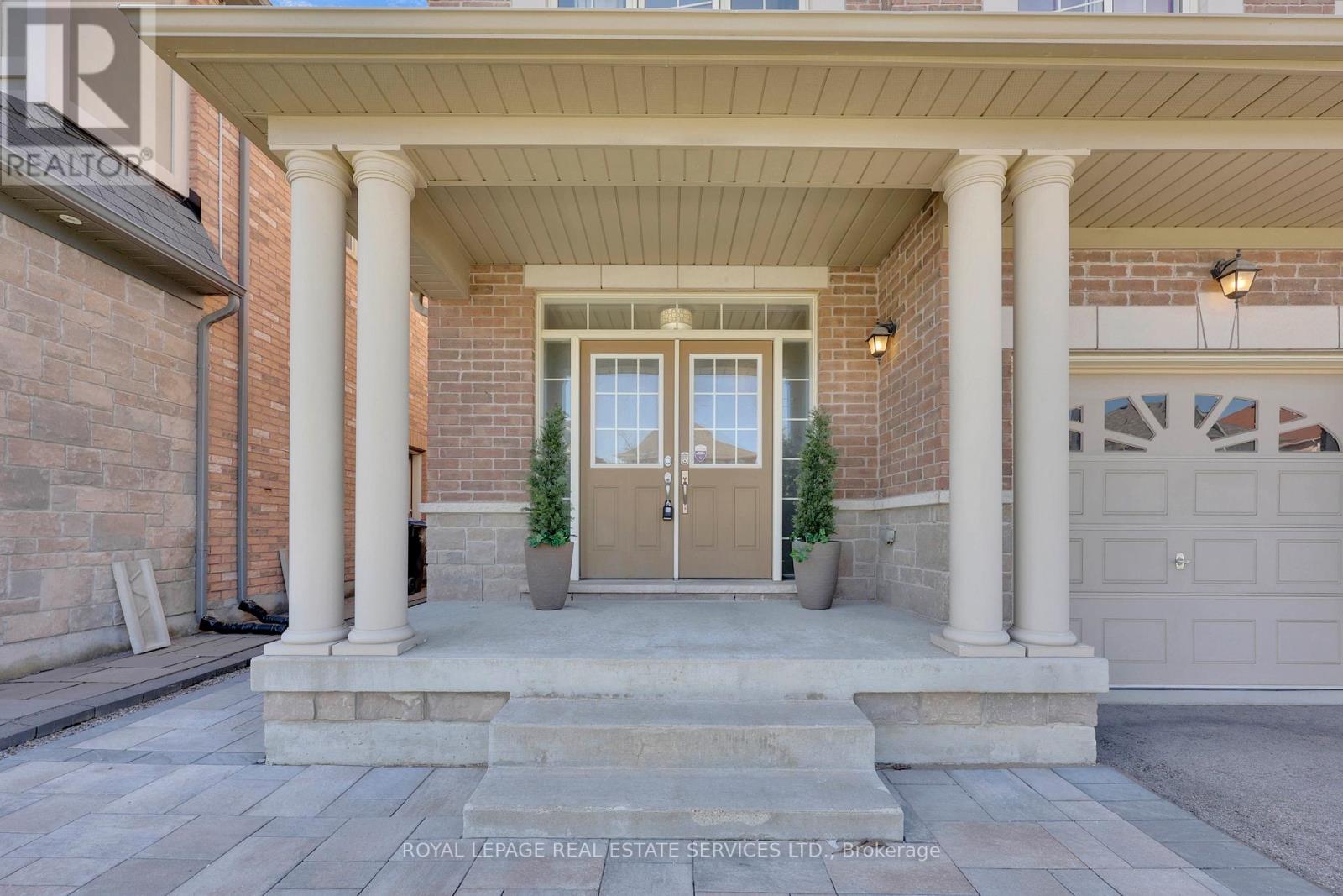 60 VALLEYWAY DRIVE