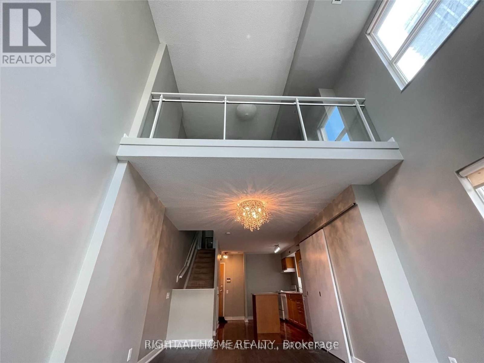 501 - 77 LOMBARD STREET